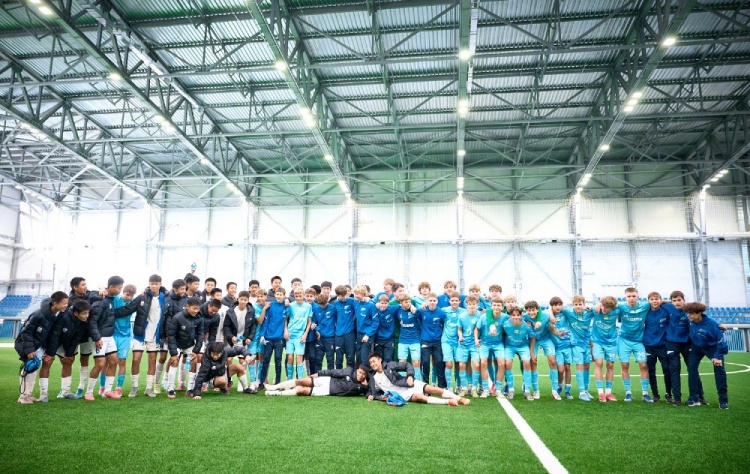 上海申花U14赴俄回访 奏响中俄体育交流二重奏 上海申花U14赴俄回访 奏响中俄体育交流二重奏
