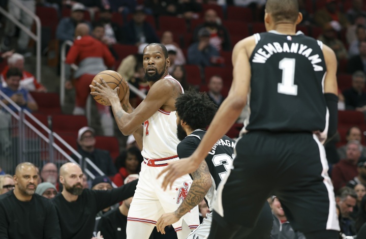 NBA彩经：火箭力拼马刺 勇士难耐灰熊 湖人胜快船 开拓者轻取国王