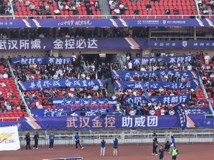 马诺洛：我们在前场三区的最后一传或最后一射确实没对方做得好