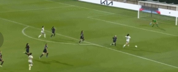 头名晋级！U17中国女足3-2美国U17将战法国 刘雨希双响赵嘉怡破门